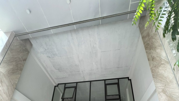 Cho thuê nhà mặt đường ngo 460 Khương Đình, Thanh Xuân, Hà Nội 60m2 , Mặt tiền 4,5m 8 triệu